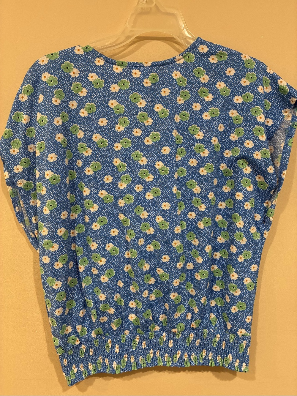 MELLODAY Blue Floral V-Neck Smocked Hem Blouse - Picture 3 of 7